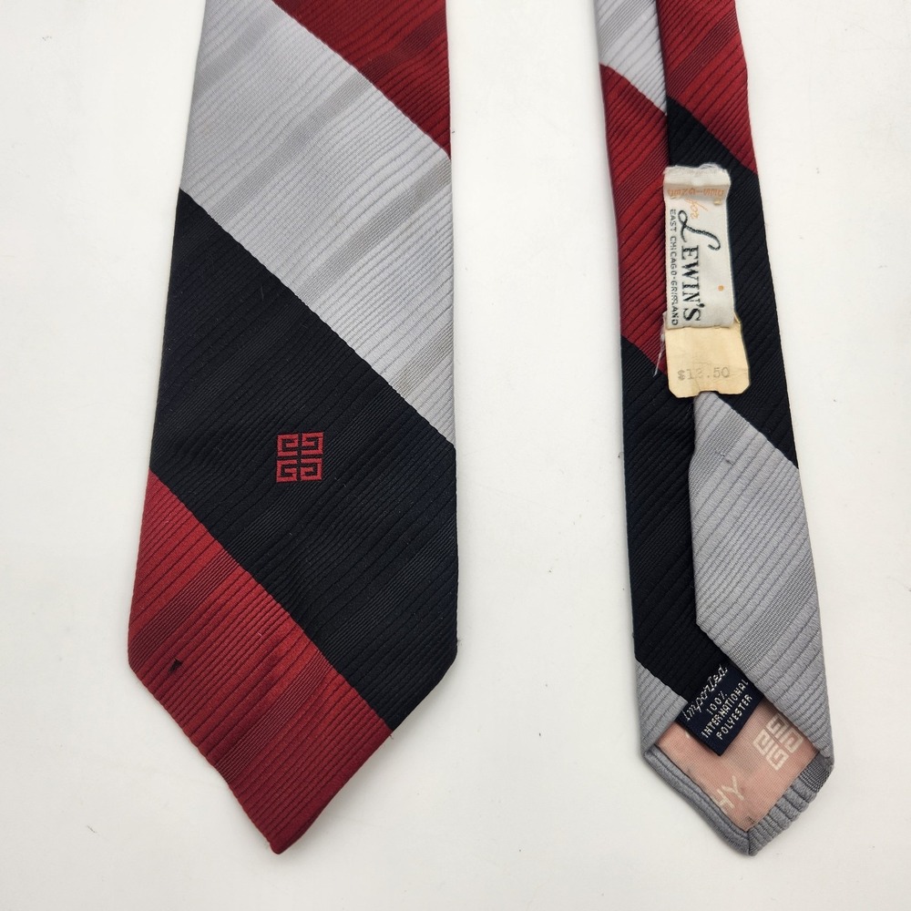 Givenchy Gentleman Paris Diagonal Striped Red Silver Black Designer Tie Silk